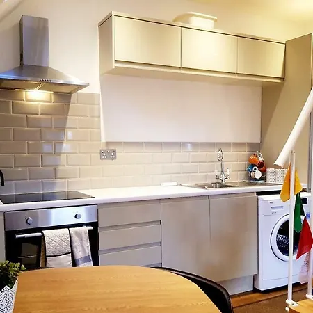 شقة Modern Stylish In Heart Of Clifton *